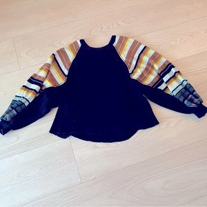 Free People sweater with balloon sleeves extra small